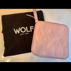 Wolf Leather Jewelry Case - Pink - new